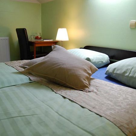Rooms Hisa Divino Ptuj Esterno foto