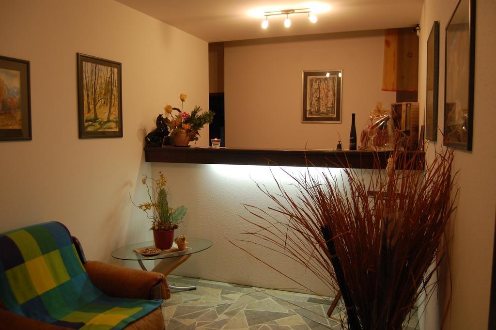Rooms Hisa Divino Ptuj Esterno foto