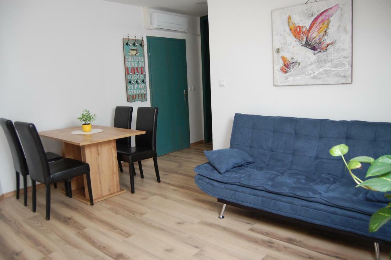 Rooms Hisa Divino Ptuj Esterno foto